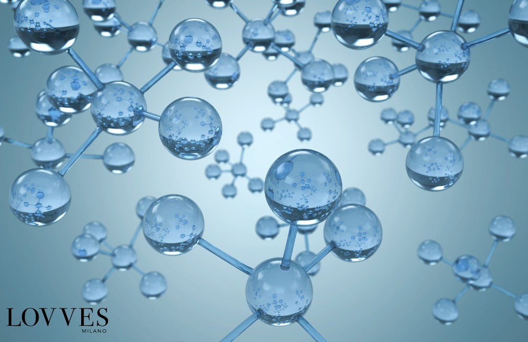 
Péptidos y Pantenol: principios activos fundamentales en las formulaciones de cremas y sérums antiarrugas y antiedad de Lovves Milano Alta Cosmesi Naturale.